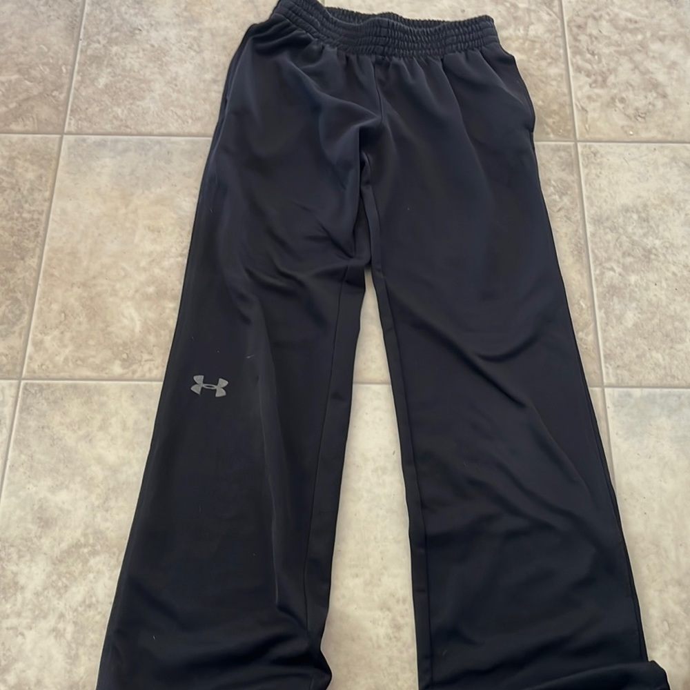 under armor sweatpants!!